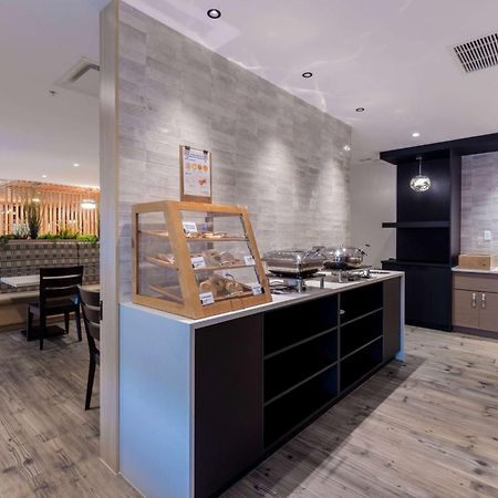 Microtel Inn & Suites By Wyndham Oyster Bay ليديسميث المظهر الخارجي الصورة