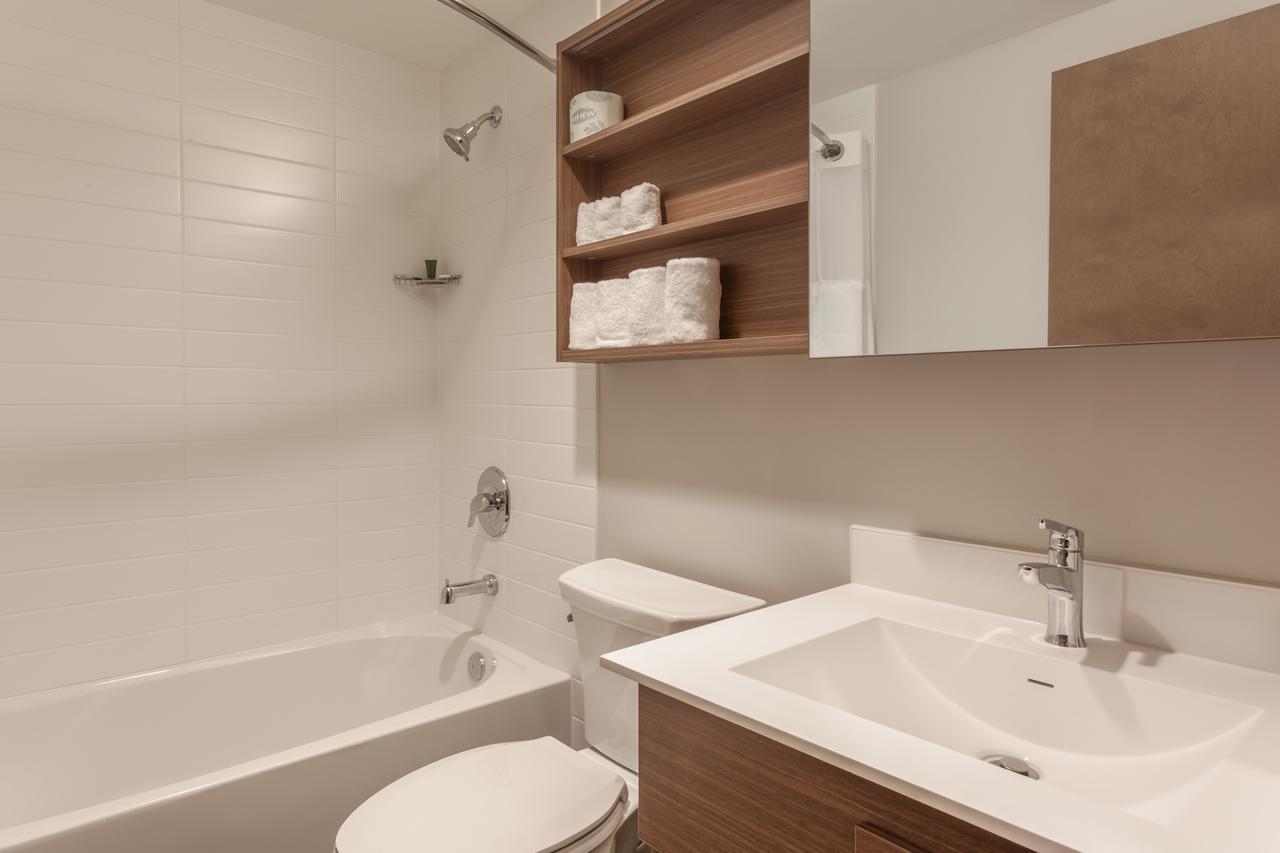 Microtel Inn & Suites By Wyndham Oyster Bay ليديسميث المظهر الخارجي الصورة